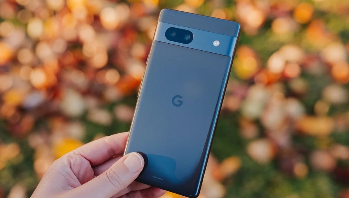 Google Pixel 7a: दमदार बैटरी, शानदार डिस्प्ले और 64MP कैमरा के साथ लॉन्च, कीमत कर देगा खुश