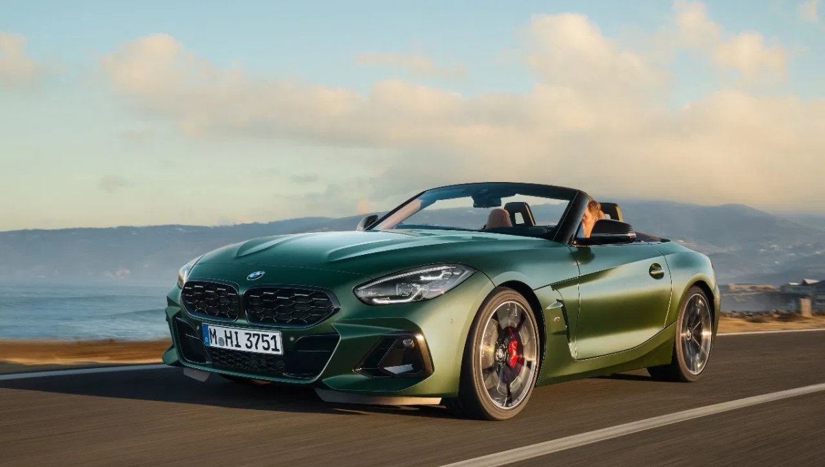 BMW Z4 2025: ₹90 लाख से शुरू, दमदार फीचर्स और 250 kmph की स्पीड वाली लग्जरी स्पोर्ट्स कार