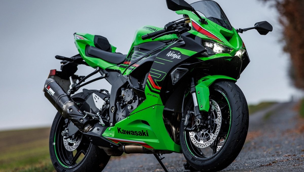 2026 Kawasaki Ninja ZX-6R: रेसिंग स्टाइल लुक और पावरफुल इंजन से बनेगी युवाओं की पहली पसंद