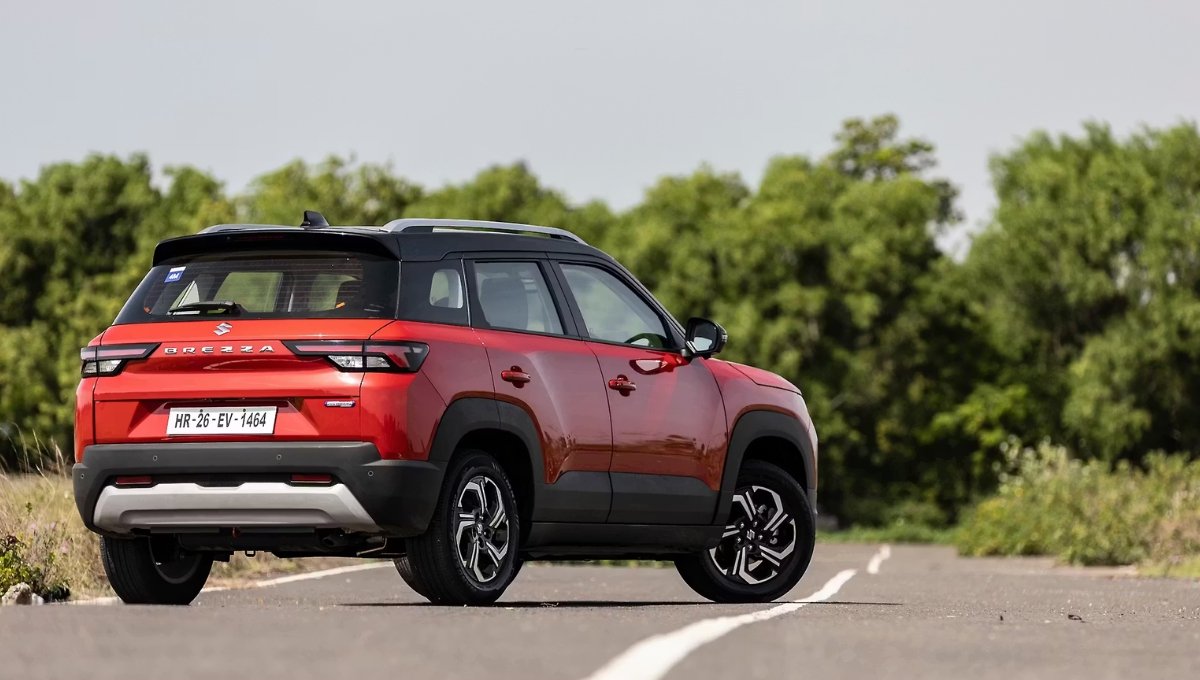 Maruti Suzuki Brezza: ₹8.69 लाख से शुरू कीमत और 19.8 kmpl माइलेज वाली दमदार SUV