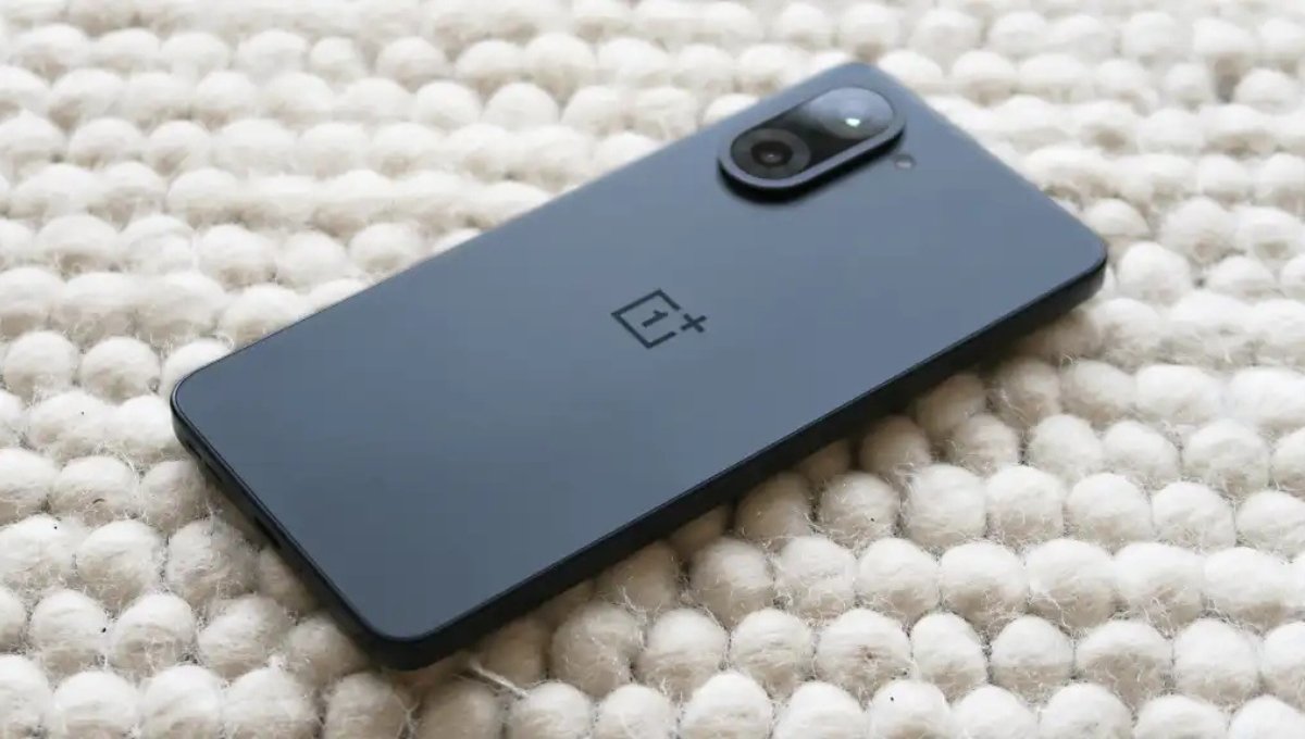 OnePlus Nord CE5 रिव्यू: 5200mAh बैटरी, 80W फास्ट चार्जिंग और ₹24,998 से शुरू
