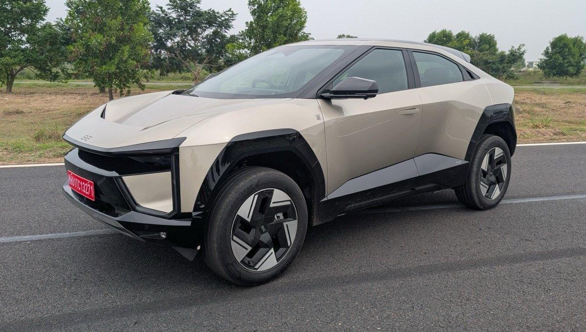 Mahindra BE 6: 683 किमी रेंज वाली इलेक्ट्रिक एसयूवी, कीमत लगभग ₹30 लाख