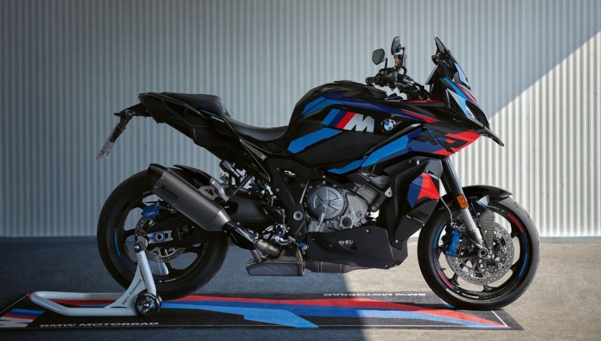 BMW M 1000 XR: Competition पर ₹3.13 लाख तक का झटका