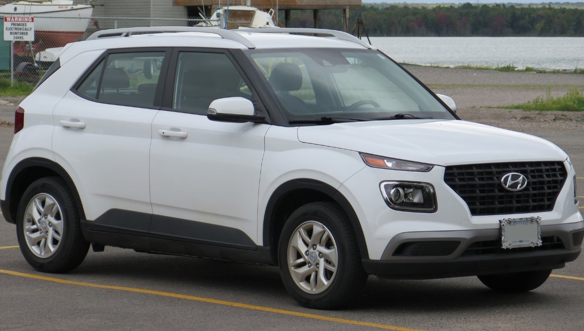 Hyundai Venue 2025 का धमाकेदार आगाज, ₹7.89 लाख कीमत, 18 kmpl माइलेज और शानदार फीचर्स