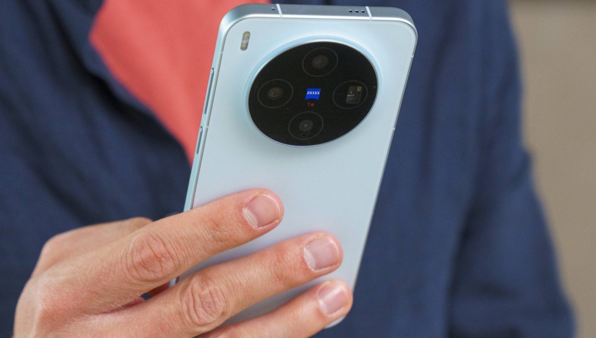 Vivo X300: जब MediaTek Dimensity 9500 ने फ्लैगशिप दुनिया में मचाया धमाल!